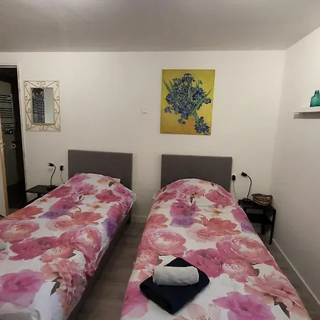 Bed & Breakfast Souterrain *