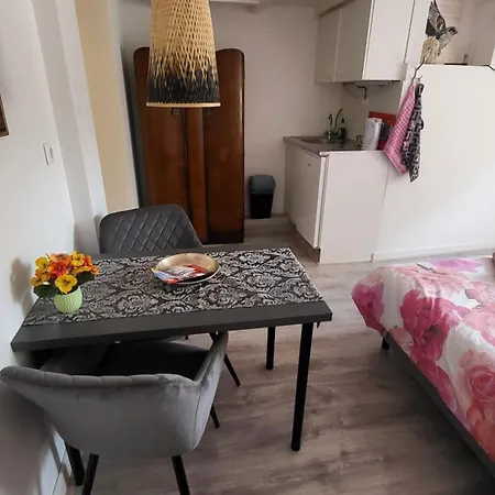 Souterrain Bed & Breakfast *