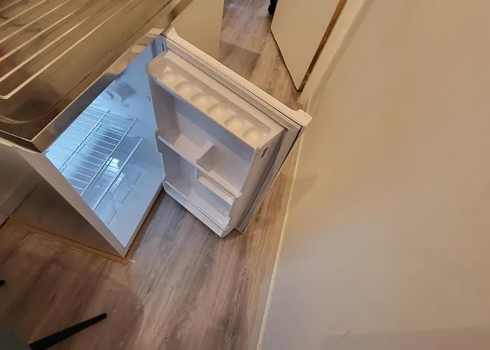 ゲストハウス Souterrain