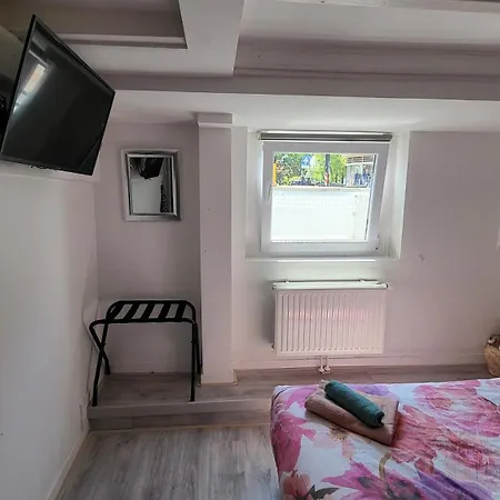 Pensionat Souterrain 3*
